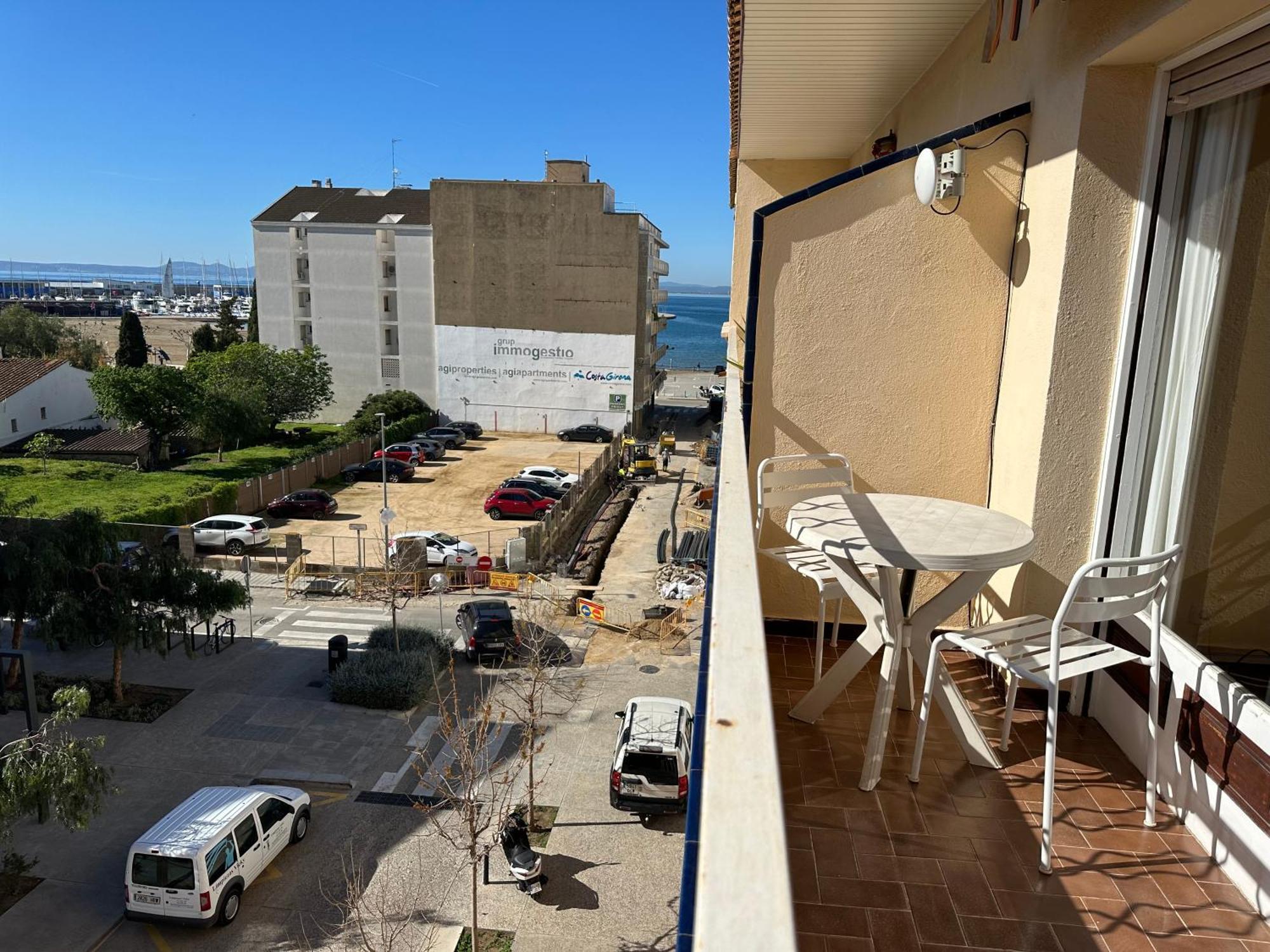 Agi Llotja Plazza Apartment โรเซส ภายนอก รูปภาพ